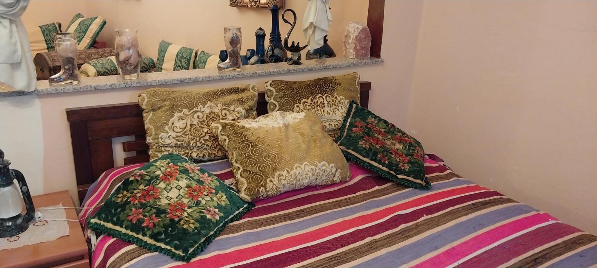 Riad Lala Zakia Moulay Idriss Rom bilde